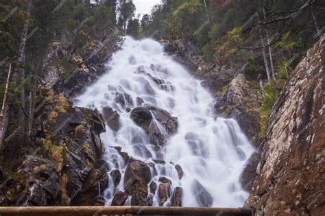 salt de comials|Cascada de Gerber o Salto de Comials desde el Refugio .